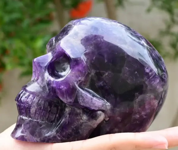 4'' Natural Hand carved Dream amethyst skull
