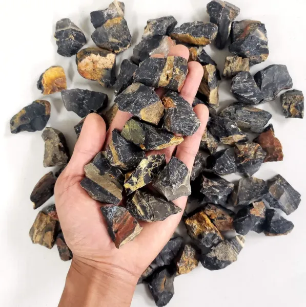 Black Onyx - Raw Natural Stones