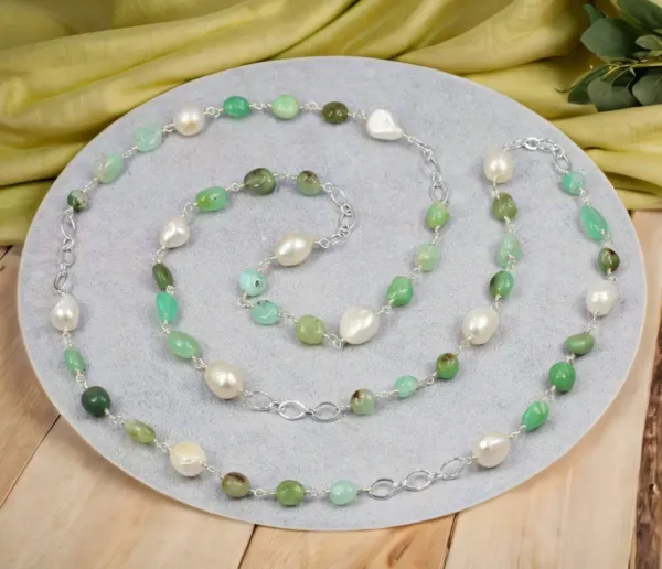 Chrysoprase and Freshwater Pearls silver Necklace