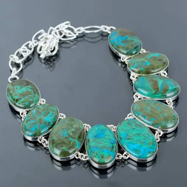 Handmade Antique Chrysocolla silver chunky Necklace with 9 oval crystals