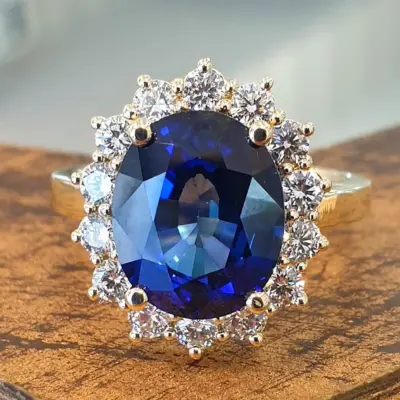 Replica of Princess Diana's Sapphire Engagement Ring With Diamonds