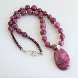Thulite and Garnet Necklace
